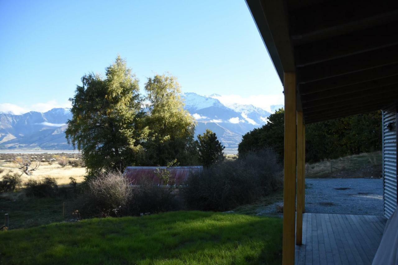 Mount Cook Station Shearers Quarters Lodge بحيرة تيكابو المظهر الخارجي الصورة