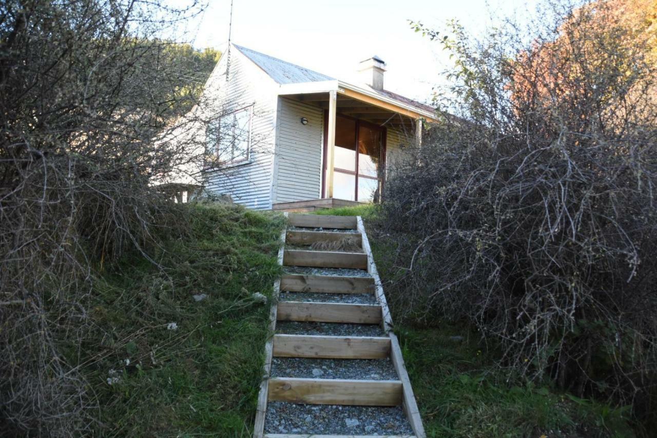 Mount Cook Station Shearers Quarters Lodge بحيرة تيكابو المظهر الخارجي الصورة